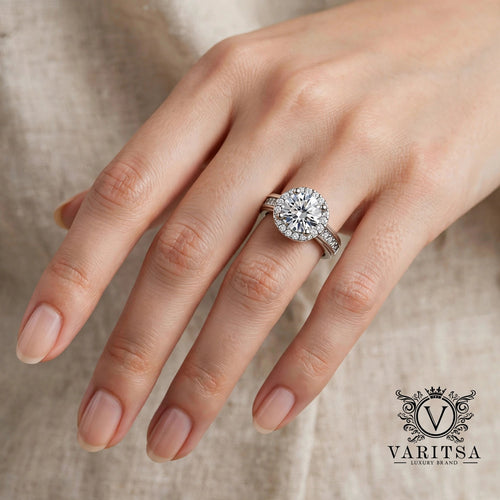 1.04ct Brilliant Cut Diamond Gold Halo Engagement Ring - 04US10