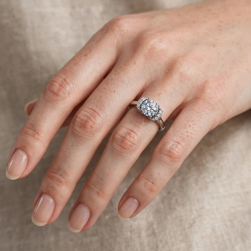 1.05ct Round Diamond Gold Engagement Ring - 02US89
